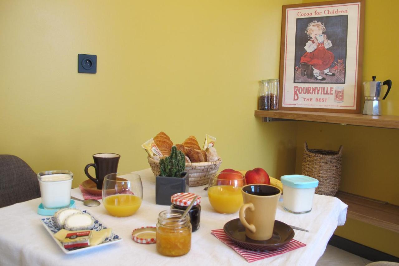 ポアティエ Le104Bis Bed & Breakfast エクステリア 写真